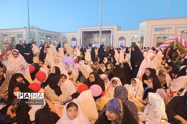 جشن روزه اولی ها با حضور بیش از چهار هزار دختر شیرازی در حرم مطهر حضرت شاهچراغ (ع)