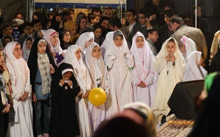 برگزاری جشن روزه‌ اولی‌ها در مجموعه شیخ‌صفی اردبیل/فیلم