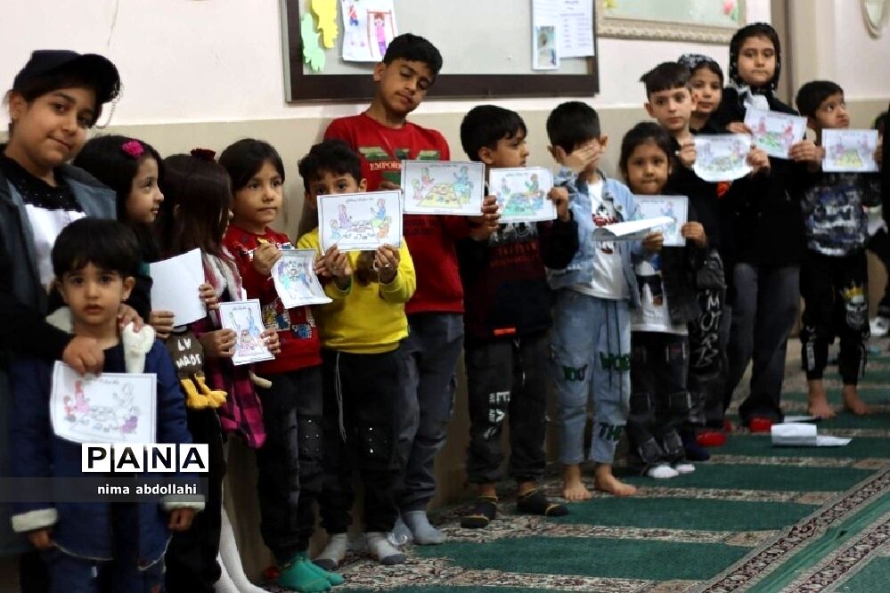 مراسم افطاری در مدرسه آزادی کهریزک