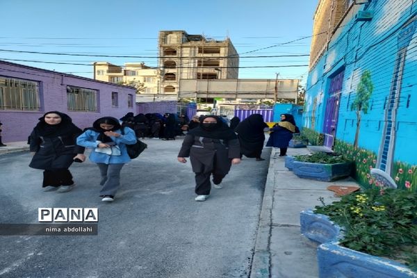 مراسم افطاری در مدرسه آزادی کهریزک