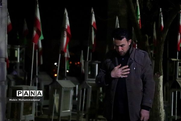 احیای شب اول قدر در گلزار شهدای تبریز