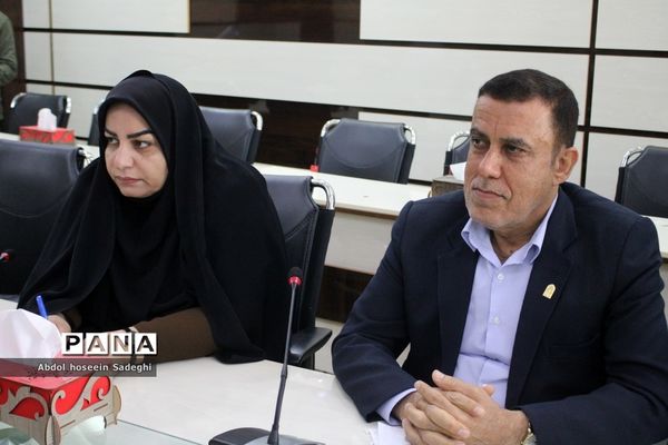 نشست کمیته مدیریت فوریت های آموزش و پرورش و پدافند غیر عامل  اداره کل آموزش و پرورش استان بوشهر