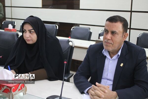 نشست کمیته مدیریت فوریت های آموزش و پرورش و پدافند غیر عامل  اداره کل آموزش و پرورش استان بوشهر