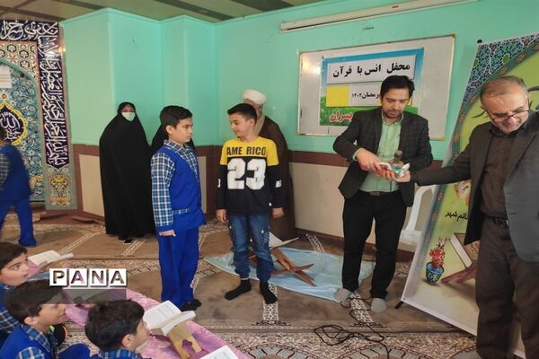 مراسم کاروان قرآنی نور در قائمشهر