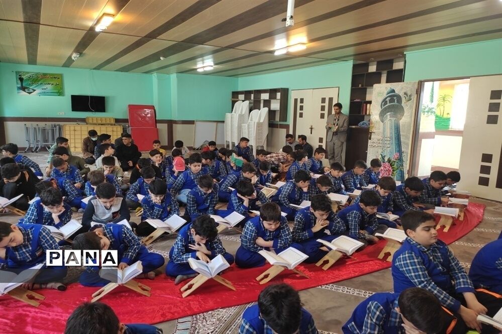 مراسم کاروان قرآنی نور در قائمشهر