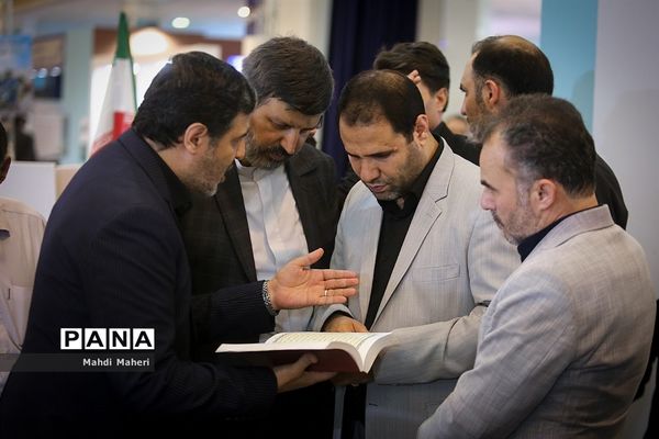بازدید سرپرست وزارت آموزش و پرورش از سی‌امین نمایشگاه بین‌المللی قرآن کریم