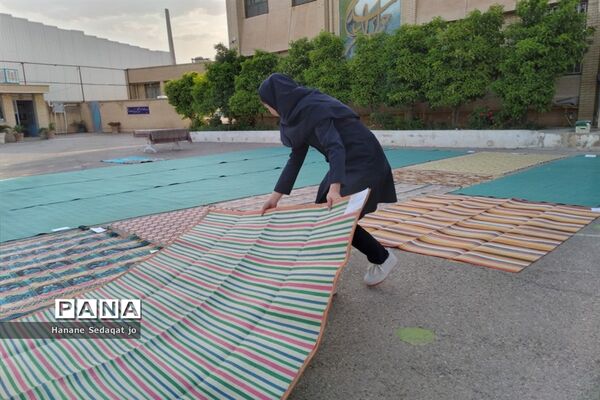 ضیافت افطاری در دبیرستان دخترانه فرزانگان ناحیه 3  شیراز