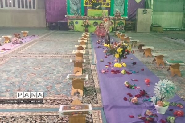 محفل انس با قرآن کریم روستای مشکان شهرستان خرّم بید
