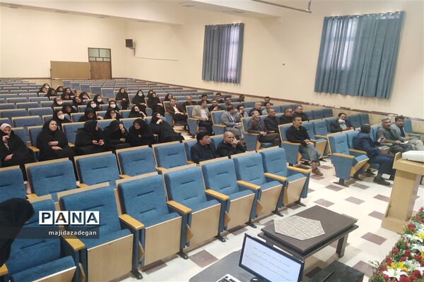 برگزاری دوره آموزشی_توجیهی بازی‌های فکری در ابرکوه
