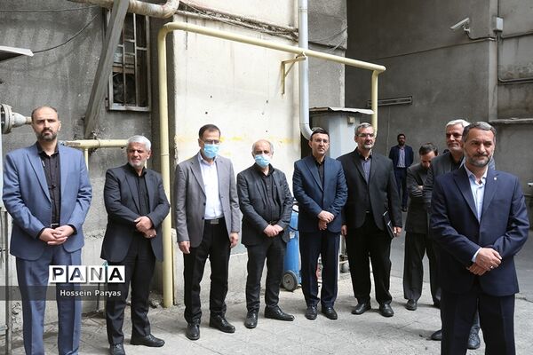 تشییع پیکر شهید گمنام در ساختمان علاقه‌مندان وزارت آموزش و پرورش