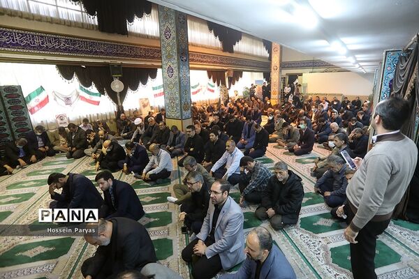 تشییع پیکر شهید گمنام در ساختمان علاقه‌مندان وزارت آموزش و پرورش
