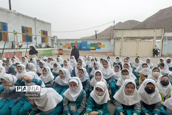 برگزاری مراسم شهادت حضرت علی ( ع) در مدرسه پروین اعتصامی شهرستان فیروزکوه