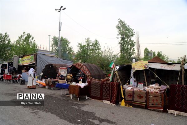 بازدید اعضای سازمان دانش‌آموزی شهر تهران از سی امین دوره نمایشگاه بین المللی قرآن کریم