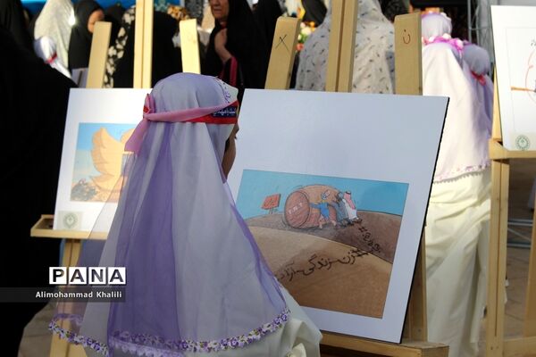 برگزاری سلسله نمایشگاه‌های حجاب در مدارس و اماکن عمومی شیراز