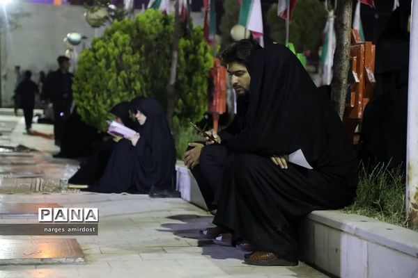 مراسم احیای شب بیست و یکم در گلزار شهدای زاهدان