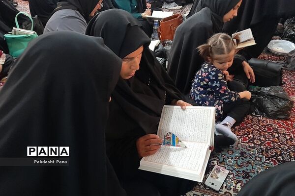 برگزاری مراسم احیای شب قدر در شهرستان پاکدشت