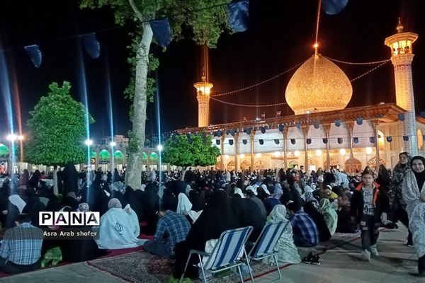 حال و هوای حرم مطهر حضرت شاهچراغ (ع) در شب بیست و یکم