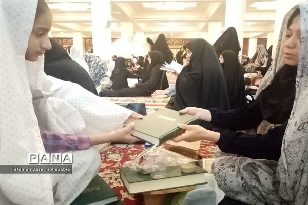 مراسم احیای شب بیست و یکم در حرم مطهر احمد بن موسی(ع)