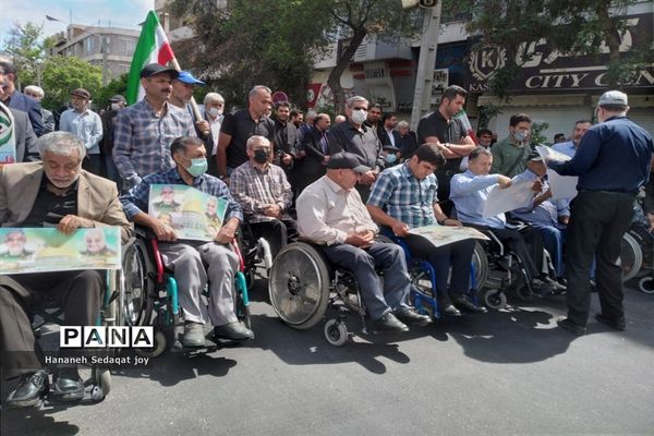 حضور پررنگ دانش‌آموزان و فرهنگیان شیراز در راهپیمایی روز قدس