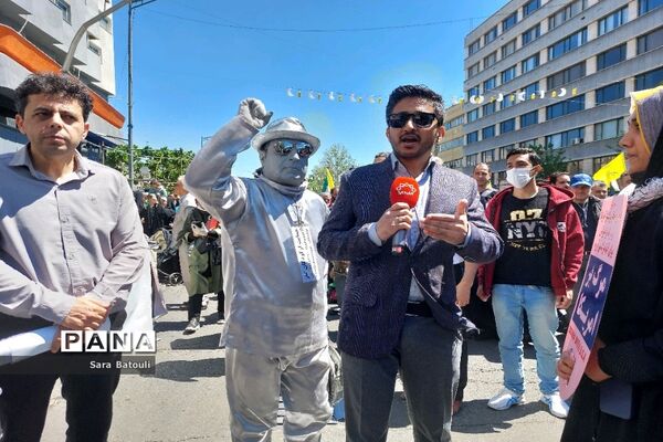 حضور پر شور مردم در راهپیمایی روز قدس در تهران