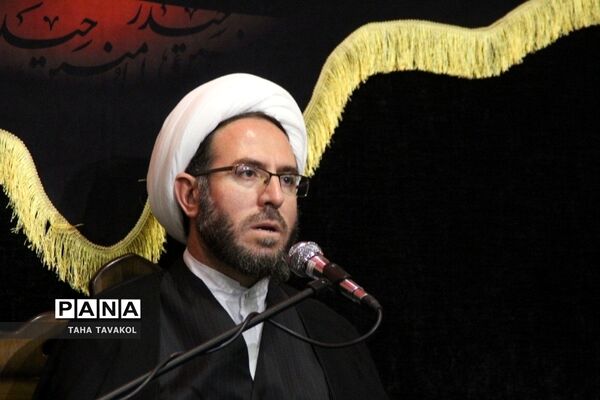 احیای شب بیست‌و‌یکم ماه رمضان در مقبره شهدای  پردیس