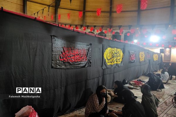 حال‌و‌هوای شب‌های قدر در مسجد دانشگاه فنی شهید باهنر شیراز