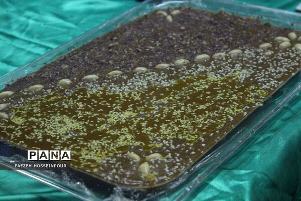 مراسم احیای شب پر فیض قدر در بهارستان‌دو