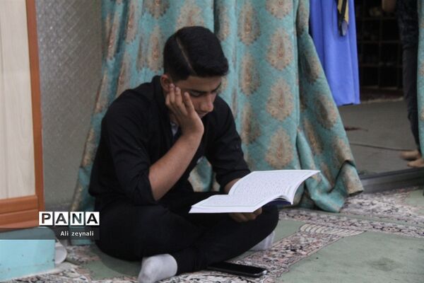 مراسم احیای شب بیست و یکم ماه رمضان در  بندرعباس