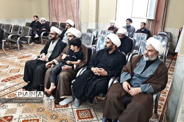 برگزاری سلسله نشست‌های بصیرتی ویژه علما و طلاب در شهرستان قرچک