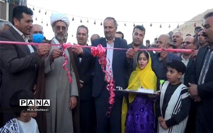 بهره برداری از اولین و بزرگترین اقامتگاه بوم‌گردی گهرو در استان چهارمحال و بختیاری