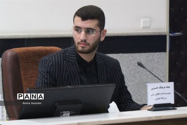 نشست مدیرکل آموزش و پرورش مازندران با اصحاب رسانه