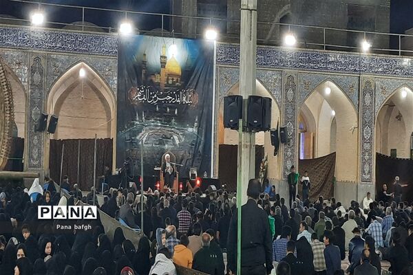 احیای سومین شب قدر در امامزاده عبدالله ( ع) بافق