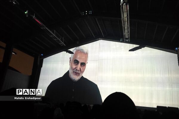 نمایش «جان فدا» در بوستان ولایت تهران