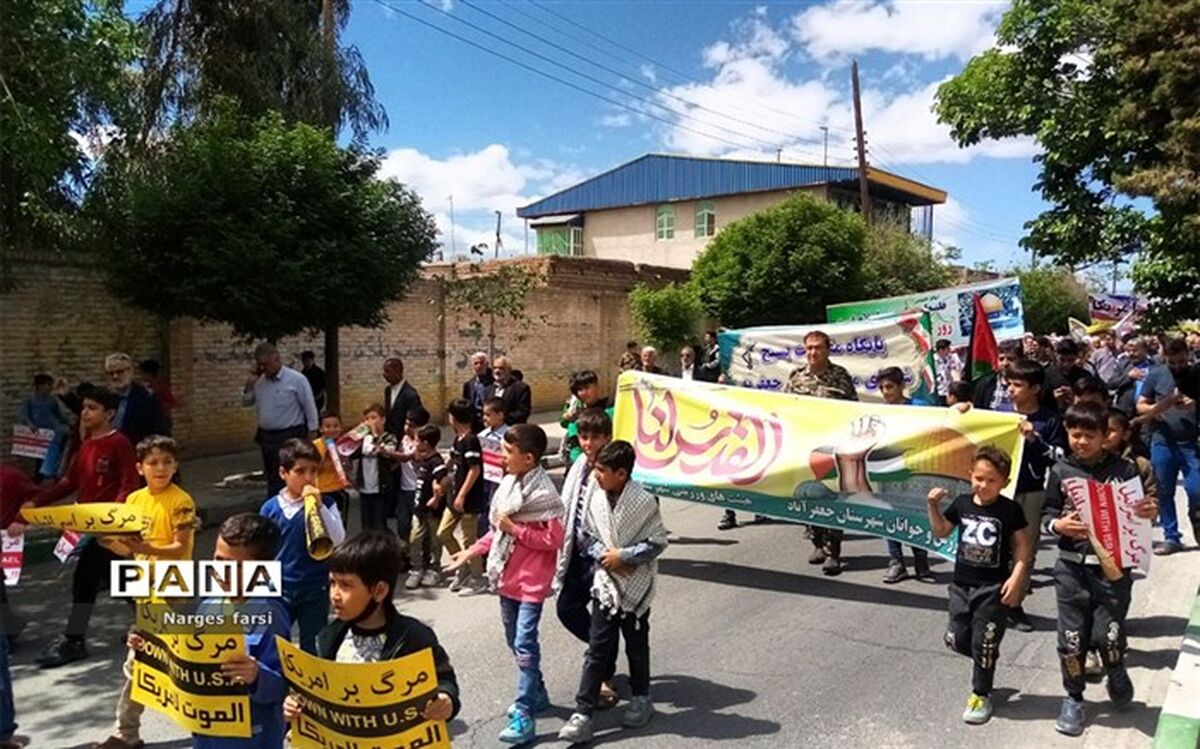 برگزاری راهپیمایی روز جهانی قدس در شهر جعفریه قم