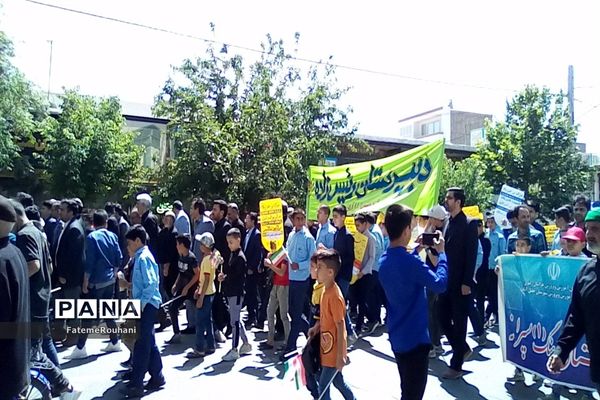 حضور پرشور مردم ولایتمدار خلیل‌آباد در روز قدس