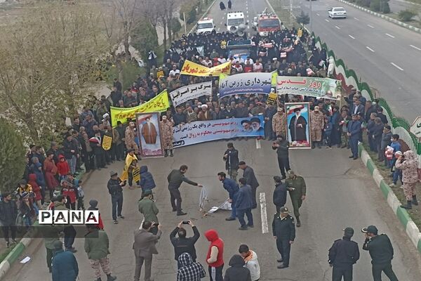 حضور دانش‌آموزان ایجرودی در راهپیمایی روز قدس