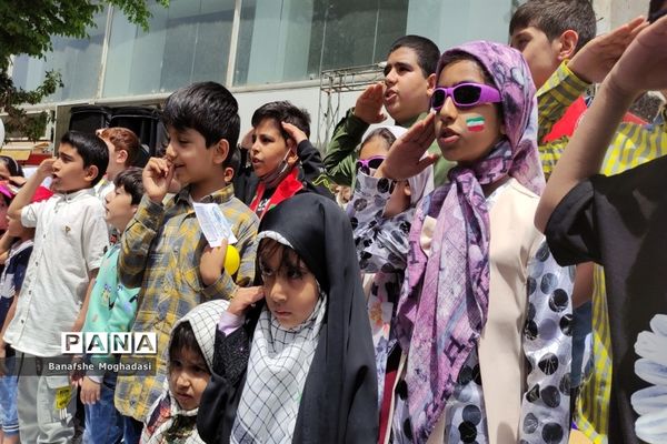 حضور باشکوه مردم در راهپیمایی روز قدس