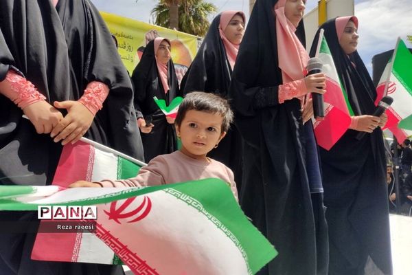 حضور با شکوه دانش‌آموزان شیرازی در راهپیمایی روز قدس