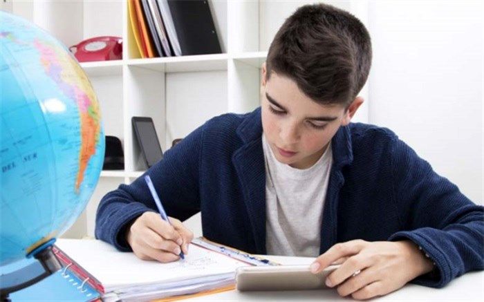 سواد اقتصادی چه رابطه‌ای با موفقیت شغلی دانش‌آ‌موزان دارد؟