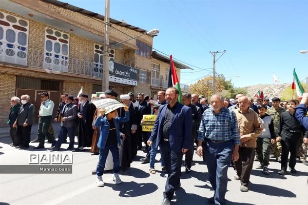 حضور پرشور دانش‌آموزان منطقه نیر در راهپیمایی روز قدس