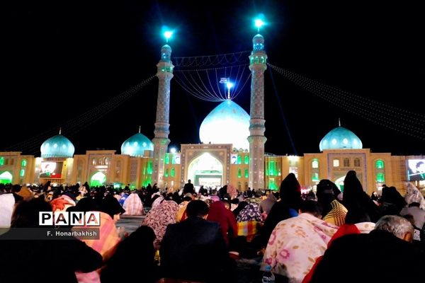 مراسم احیای شب بیست و سوم ماه رمضان در قم