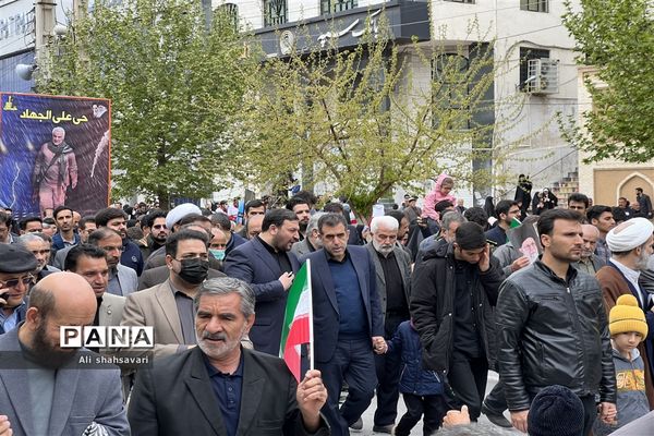 حضور پرشور فرهنگیان و دانش‌آموزان کرمانشاه در راهپیمایی روز قدس