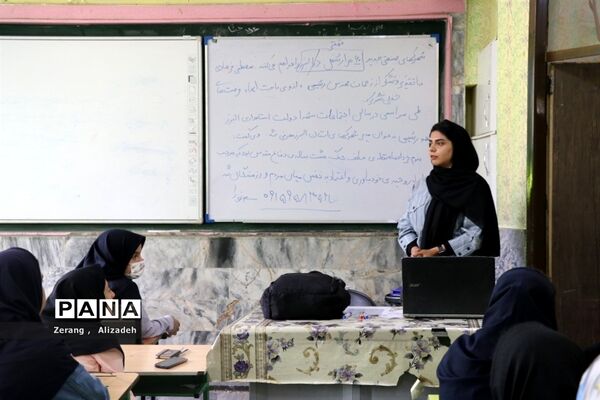 دوره تکمیلی کارگاه مجری‌گری و خبرنگاری ویژه دانش‌آموزان ناحیه 7 مشهد