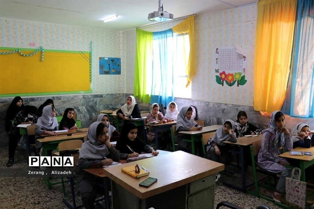 دوره تکمیلی کارگاه مجری‌گری و خبرنگاری ویژه دانش‌آموزان ناحیه 7 مشهد