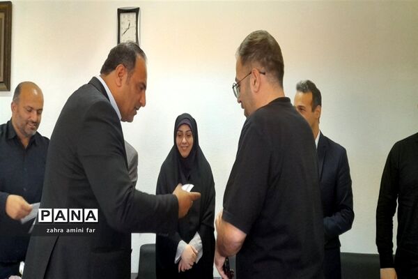 نشست اصحاب رسانه با سرپرست اداره فرهنگ ارشاد شهرستان نور