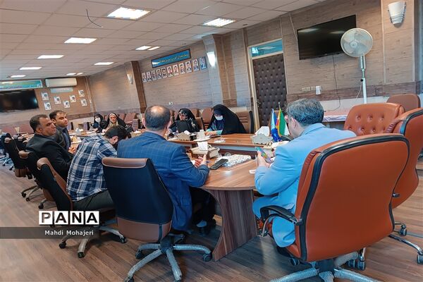 جلسه کمیته فرهنگی ششمین کنگره شهدای دانش‌آموزی منطقه ۱۶