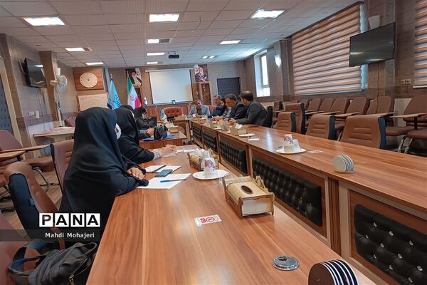 جلسه کمیته فرهنگی ششمین کنگره شهدای دانش‌آموزی منطقه ۱۶