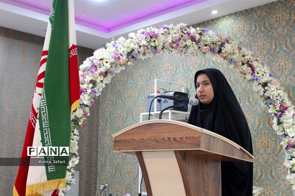 کارگاه آموزشی همزمان با هفته هنر انقلاب اسلامی در کاشمر