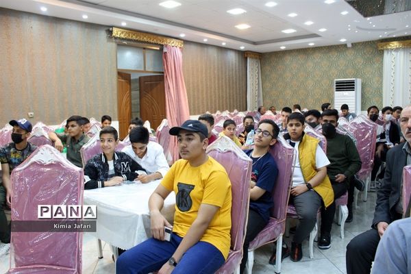 کارگاه آموزشی همزمان با هفته هنر انقلاب اسلامی در کاشمر