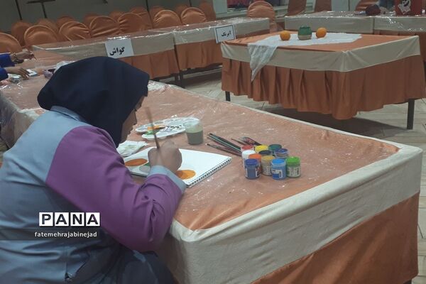 برگزاری جشنواره هنرهای تجسمی ویژه دختران ابرکوهی